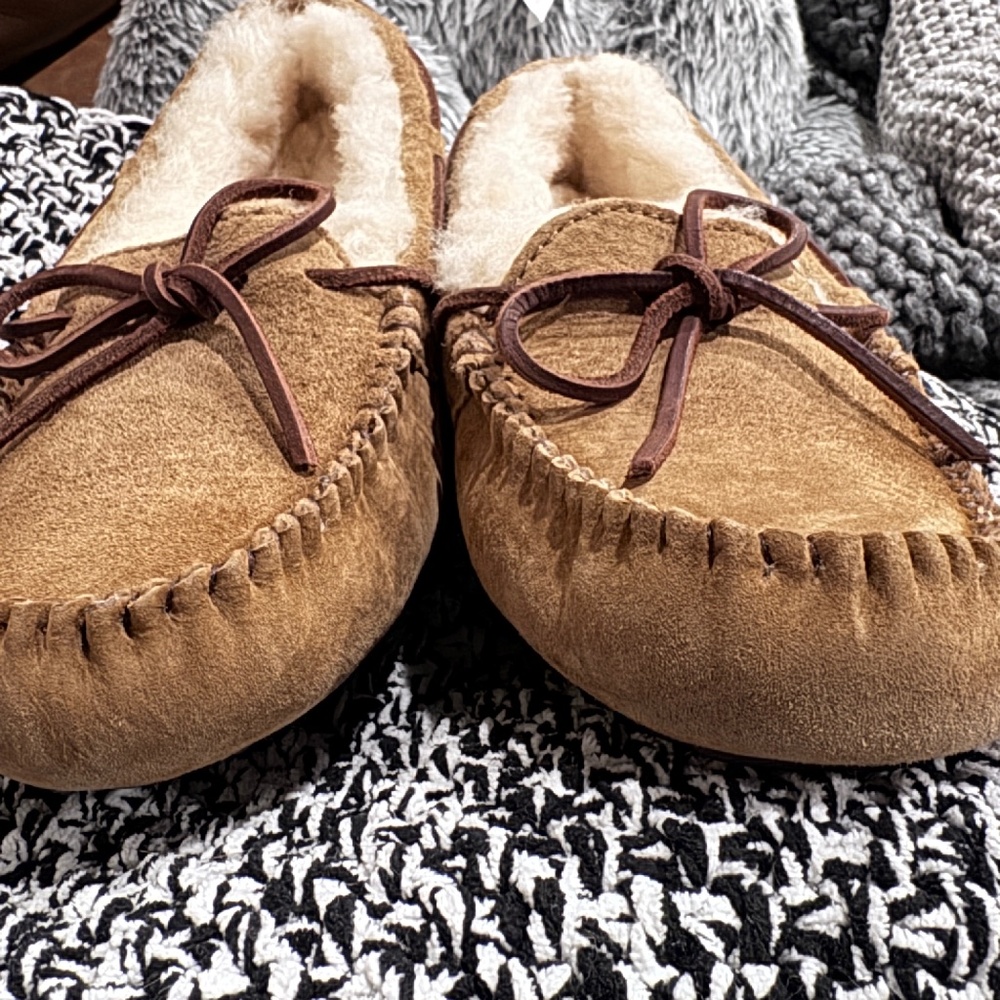 New UGG Women's Dakota Slippers Chestnut Brown Hard Sole Size 5 - Picture 5 of 7